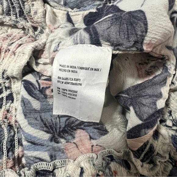 American Eagle Outfitters Floral Print Shorts - Pink and Blue Casual Beach - Picture 6 of 9